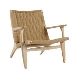 Réplique du fauteuil scandinave Lounge CH25 en bois de frêne